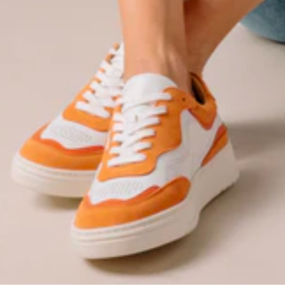 Aloha low top sneaker sz 38 (w7) pomelo orange